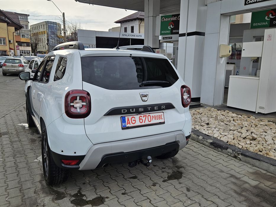 Dacia Duster 1.5 dci Prestige *4x4 camere  360*