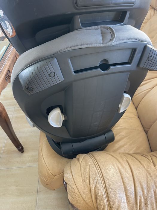 Продавам столче be safe