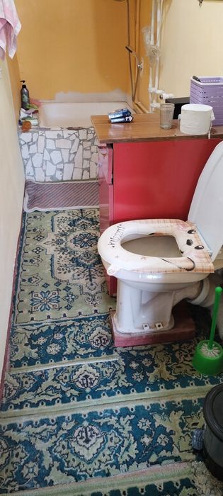 г Чирчик 10500у.е. Бывщ Общ 1ком