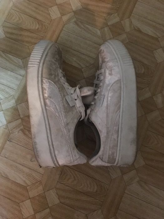 Продам женские кеды