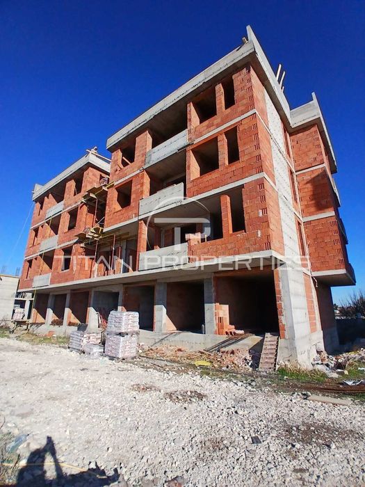 Продава се Тристаен апартамент в Пловдив, Прослав - 102 кв.м за 580 €/кв.м - Снимка #7