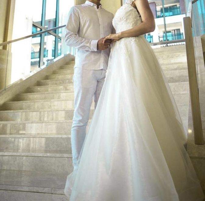 Продам Свадьбеный платья