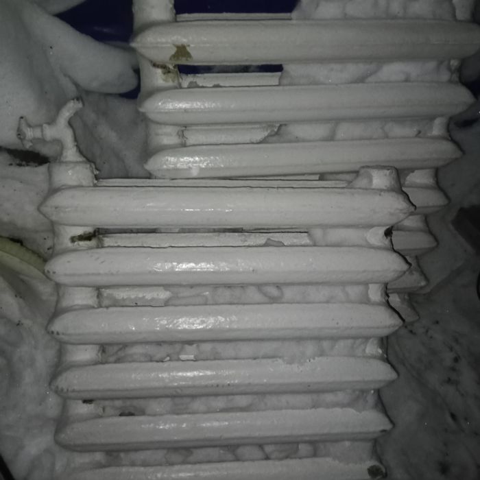 Продам ботареи чугунная