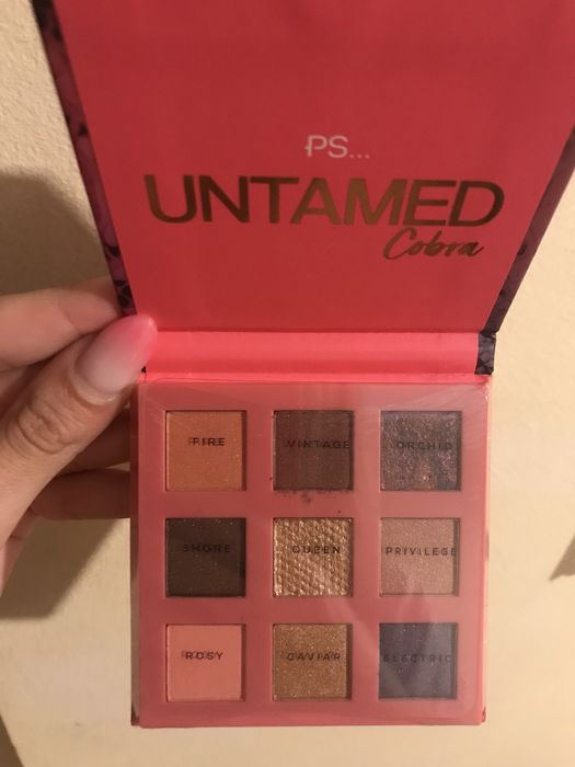 Сенки за очи. Различни видове.