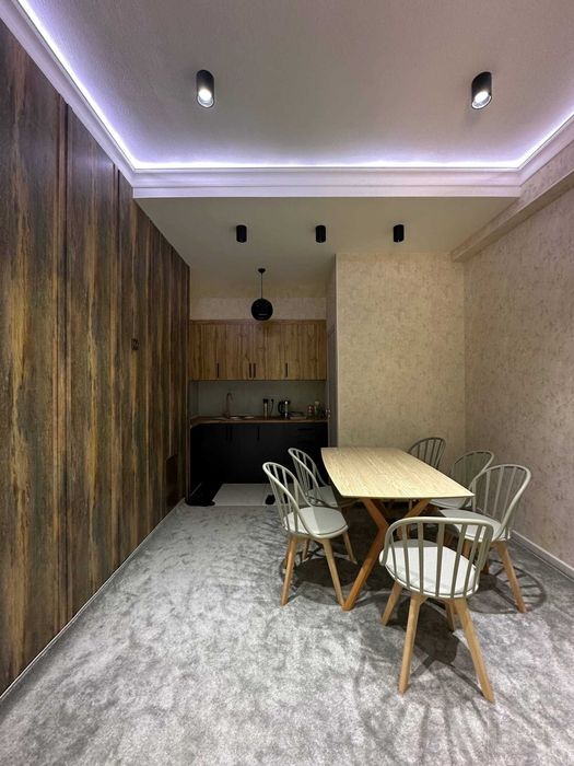 Продается готовый бизнес ($2000/мес) 75 м² у м. Ойбек / гост. Россия