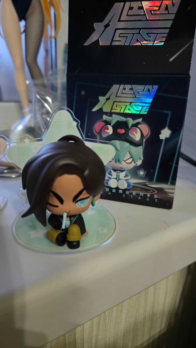 Оригинальная фигурка Alien stage Hyuna элиен стейдж Хена