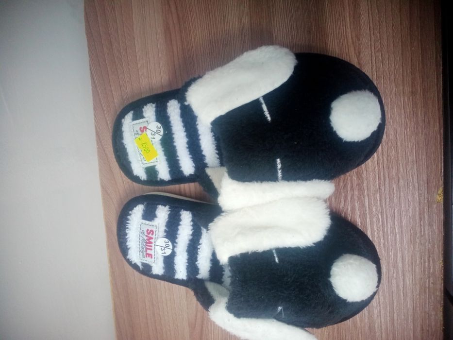 Продам туфли школьные