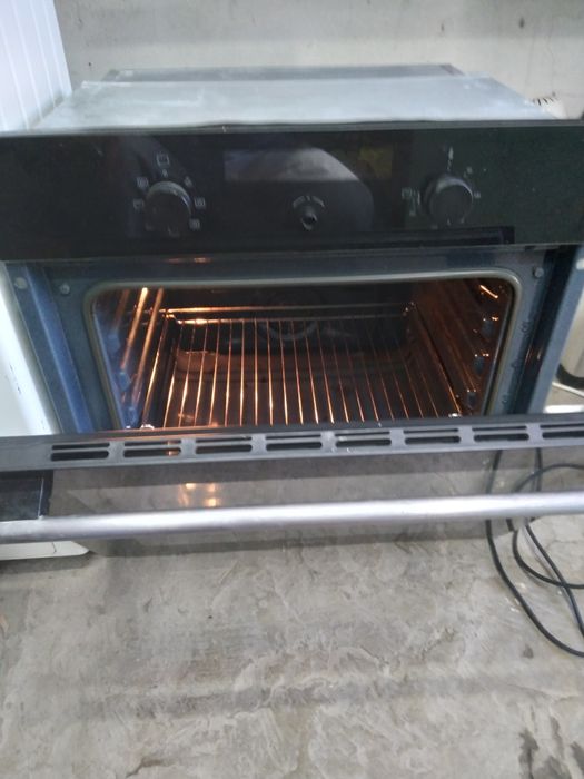 Духовой шкаф Samsung