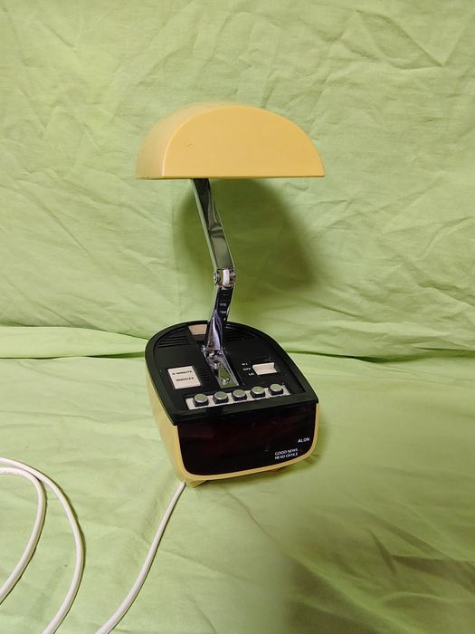 Lampa ceas radio vechi, nu funcționează, vintage lamp