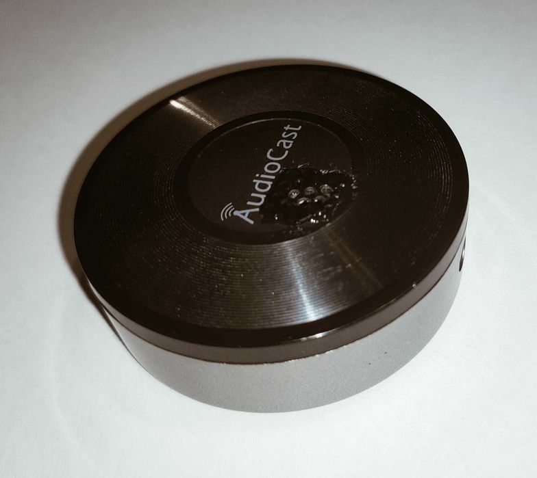 Wireless audio streamer