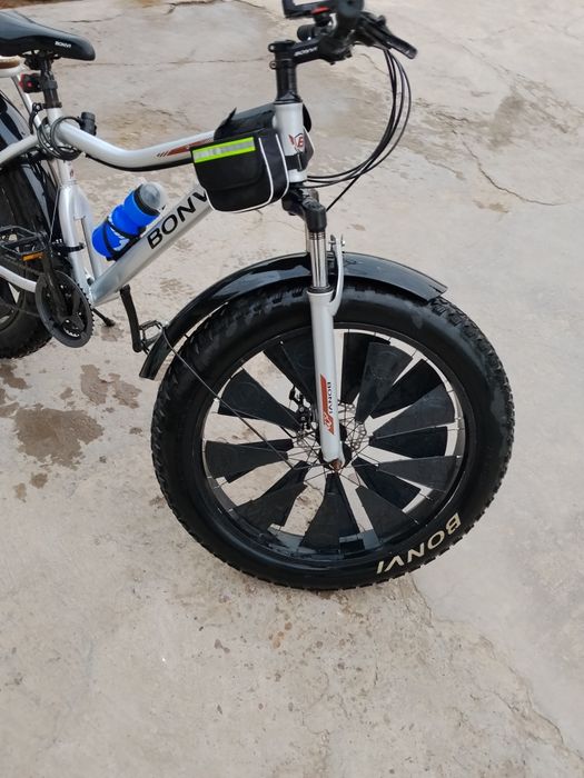 Velosiped sotiladi srochno