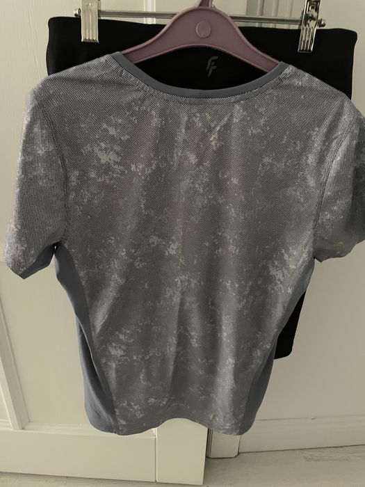 Футболки, лосины для фитнеса