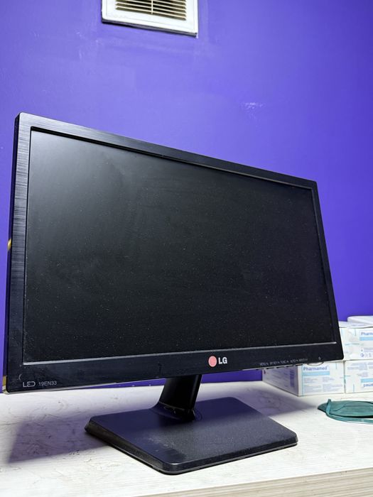 LG монитор (не в комплекте)