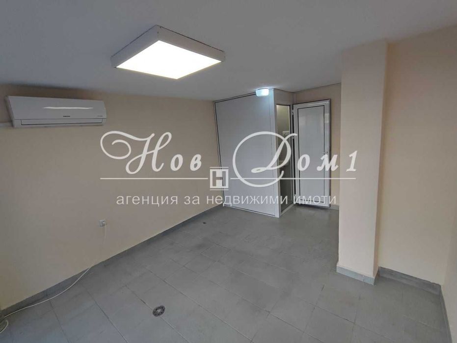 Дава се под наем Офис в Варна, Лятно кино Тракия - 18 кв.м за 300 € - Снимка #1
