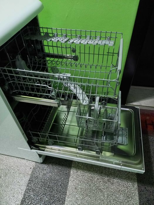 Съдомиялна машина Whirlpool