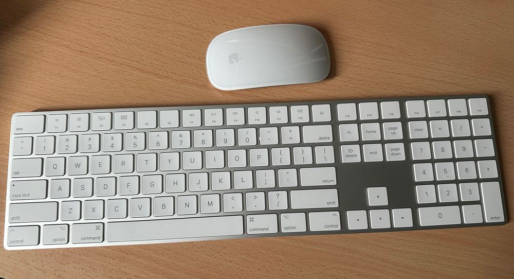 Apple Magic Mouse and Keyboard/ мишка и клавиатура