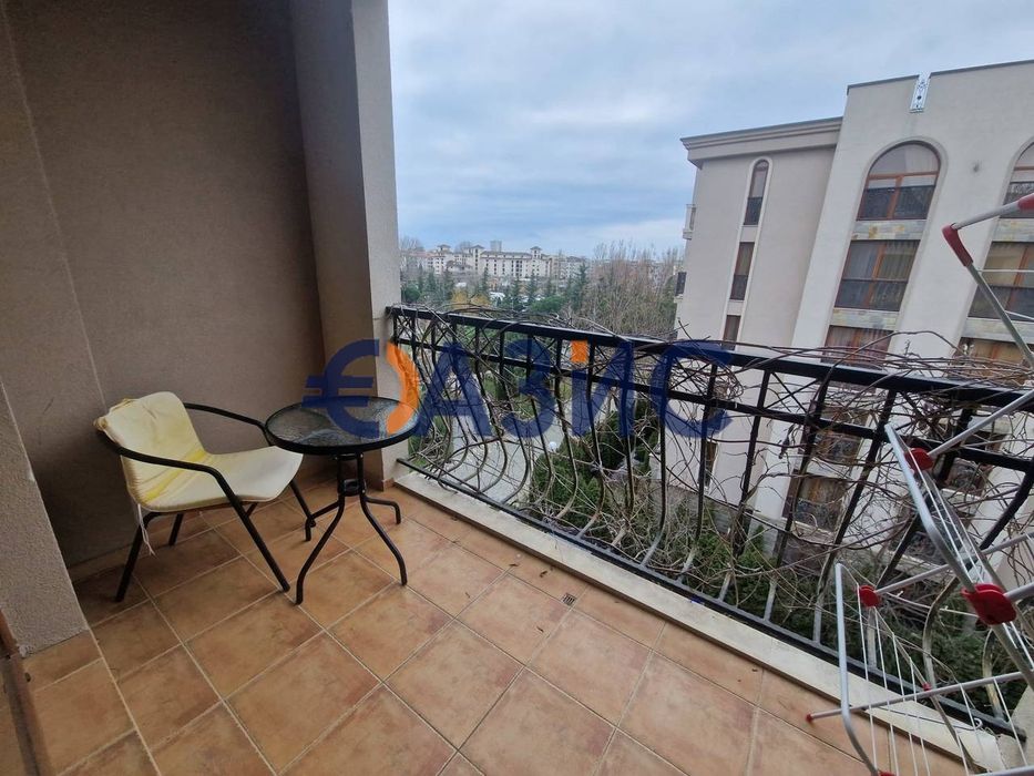 Продава се Едностаен апартамент в к.к. Слънчев бряг - 32 кв.м за 1051 €/кв.м - Снимка #3