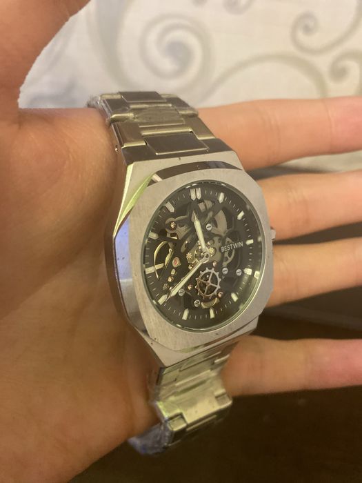 Продаю люкс часы