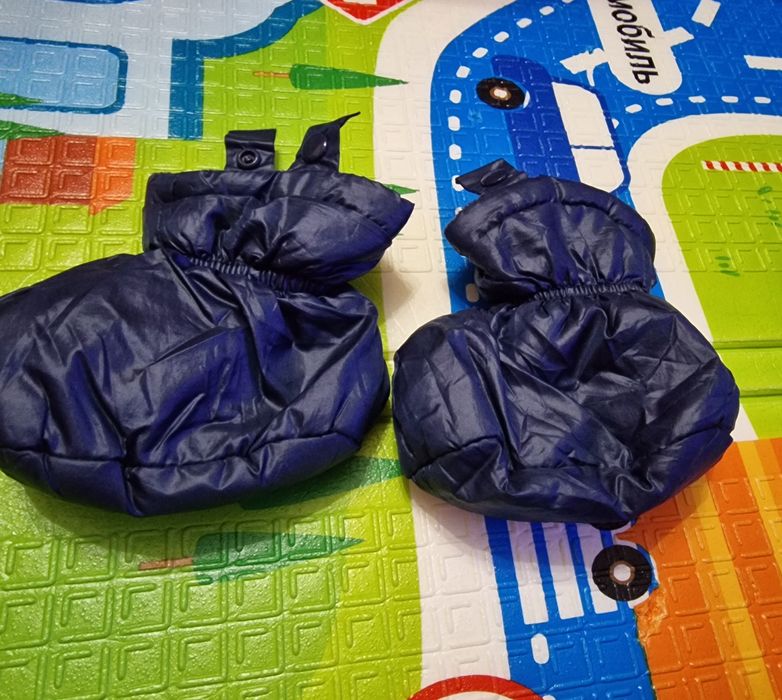 Продам детский комбинезон зимний