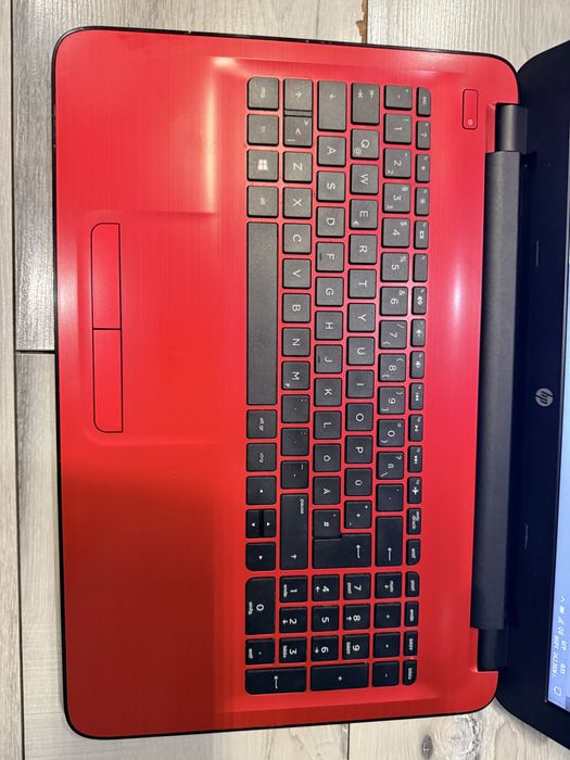 Hp 15-i3  6006u/8гб/250гб ссд