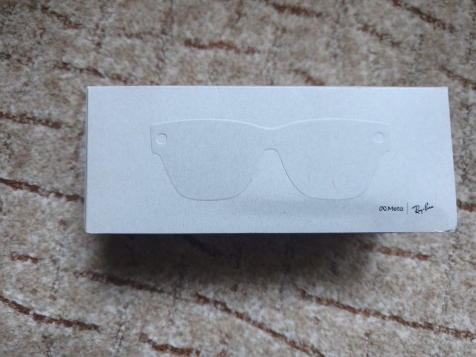 Ray Ban Meta Display with Neural Band