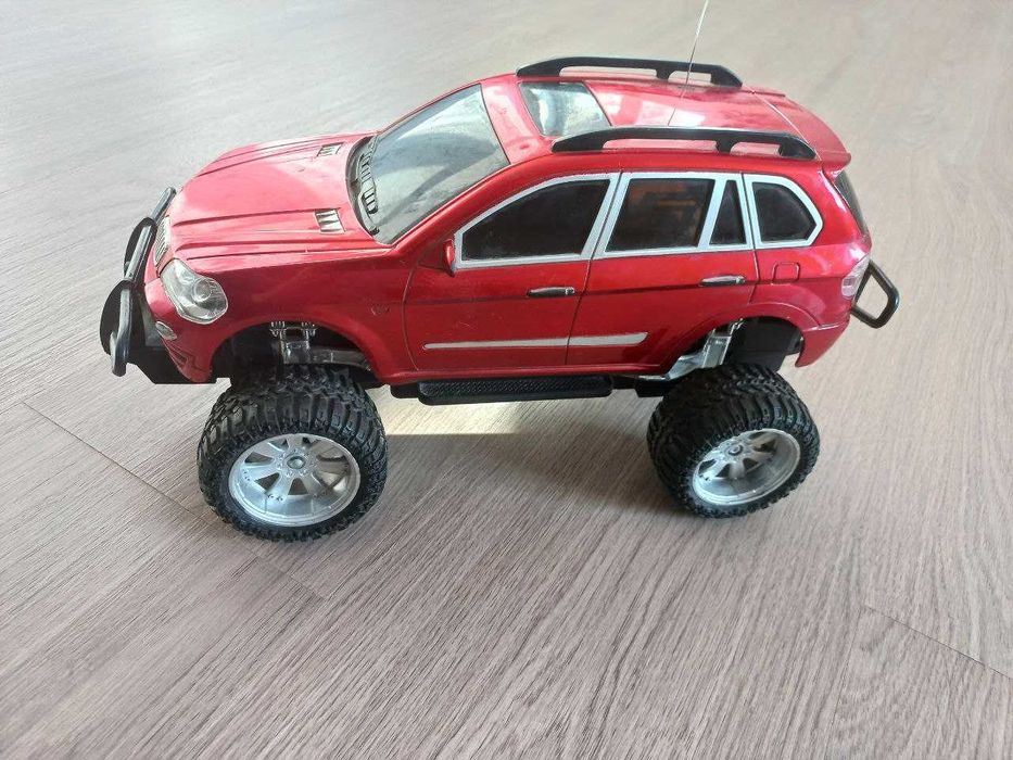 Pultli mashina sotiladi