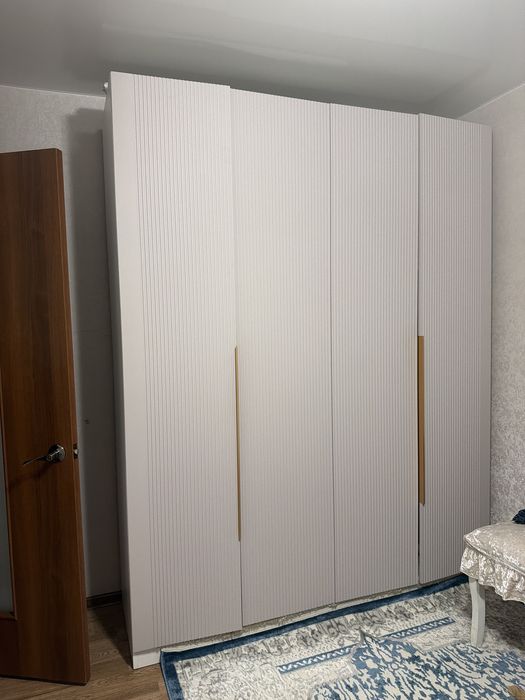 Продам спальный гарнитур