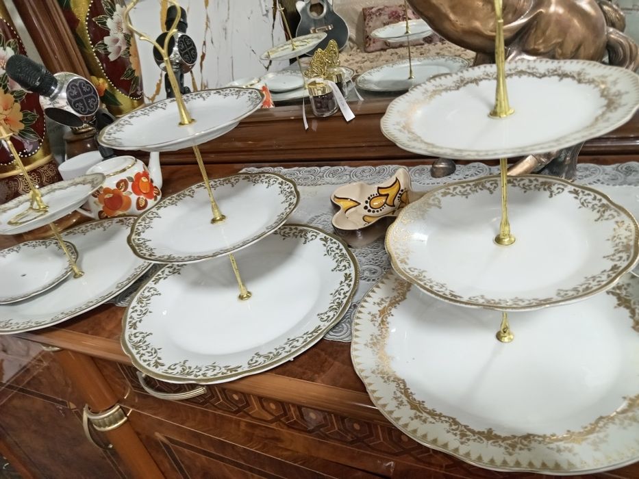 Посуды красивые,