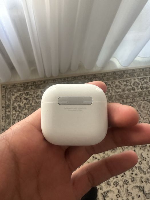 Кейс airpods 4 оригинал