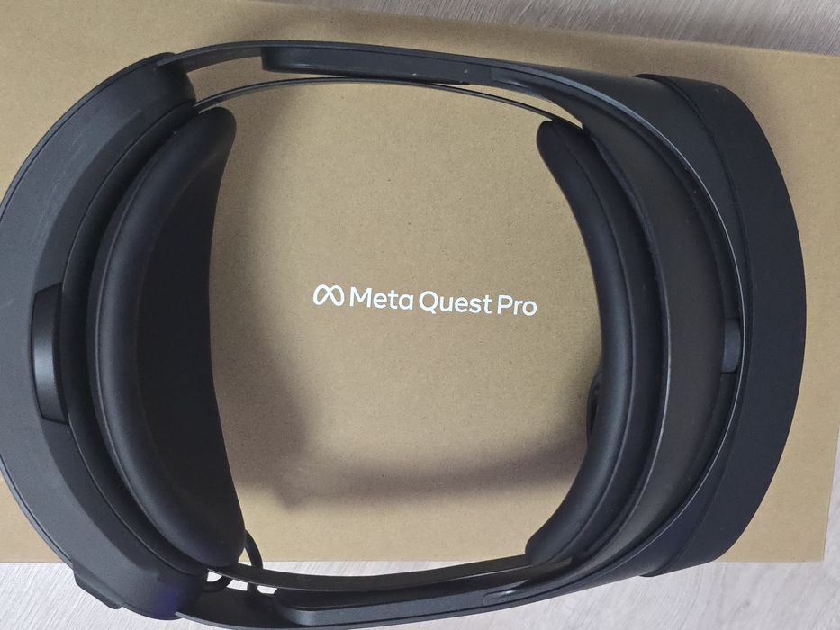Vând Meta QuestPro