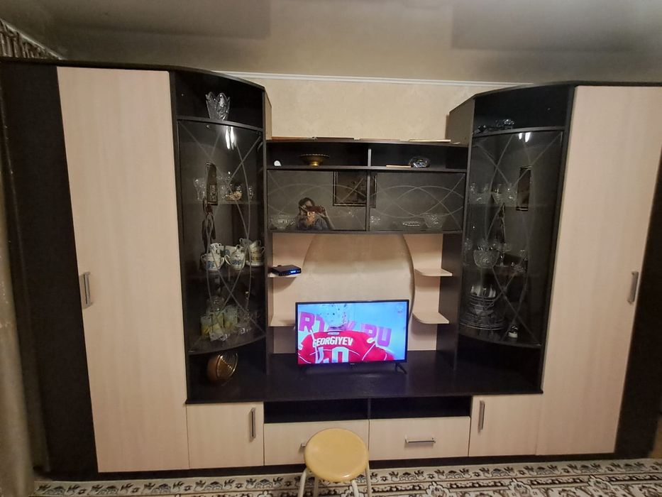 Стенка для гостинной.