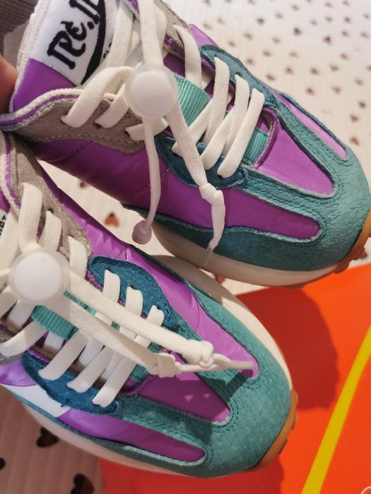 Продам детские кроссовки