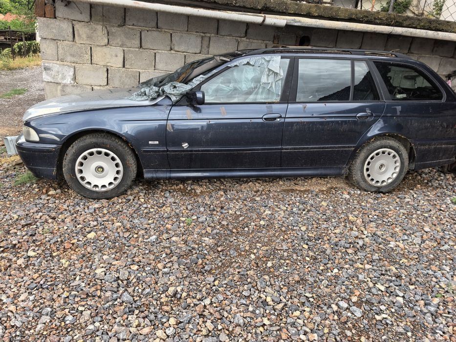 Bmw e39 520d 2003г фейс