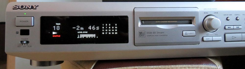 Minidisc Sony MDS-JE510 Deck Recorder Recording Level Control: Yes (Analog and Digital) , Anti-shock , telecomanda ,