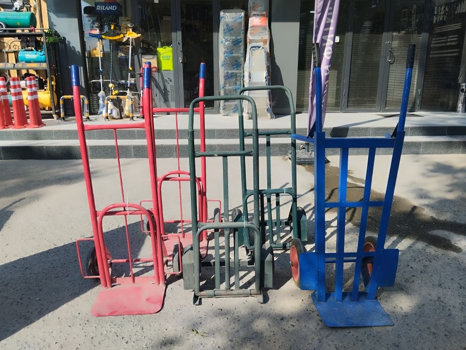 Тележки для перевозки грузов