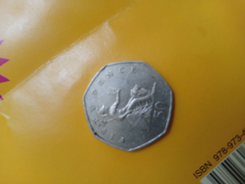 Moneda 50 FIFTY PENCE 900 lei