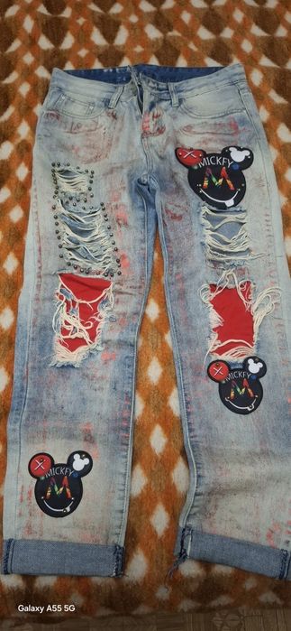 Дамски дънки с мики маус