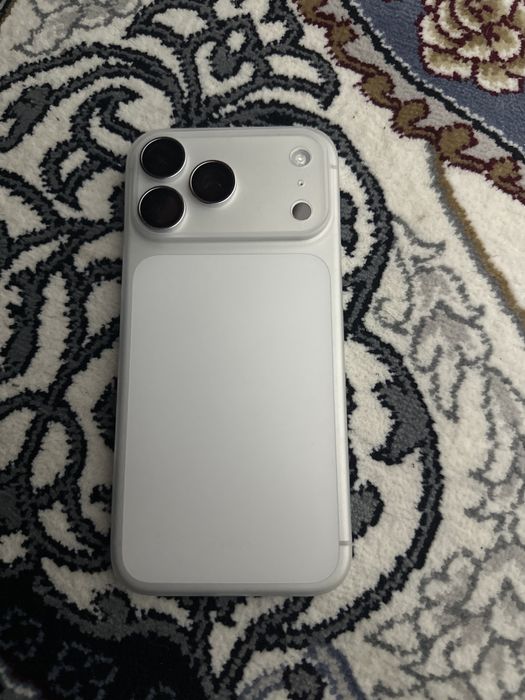 iPhone 17 pro max silver 256 g