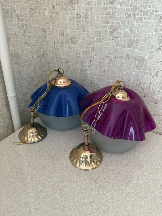 Красивые потолочные Люстры в отличном состоянии