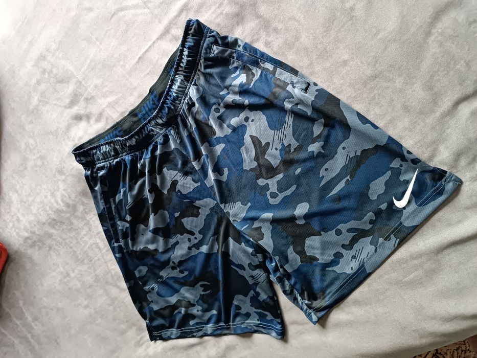 Оригинальные шорты Nike
