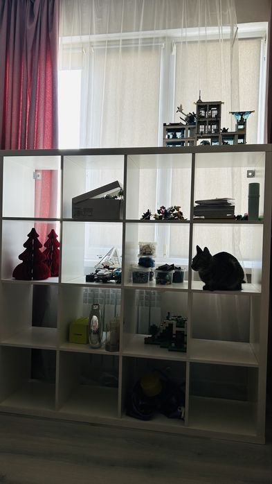 Продам стеллаж Ikea