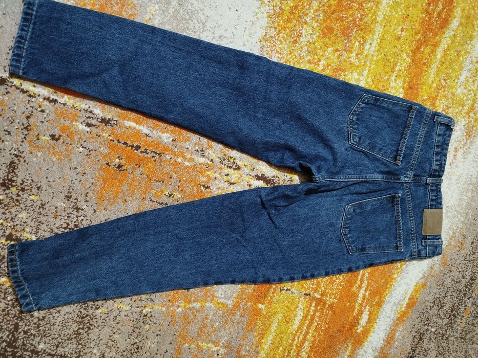 Дамски дънки с висока талия