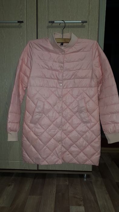 Продам пуховики, куртки