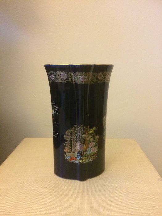 Portelan kobalt Golden Love Peacock japonia marcat bibelou bibelouri