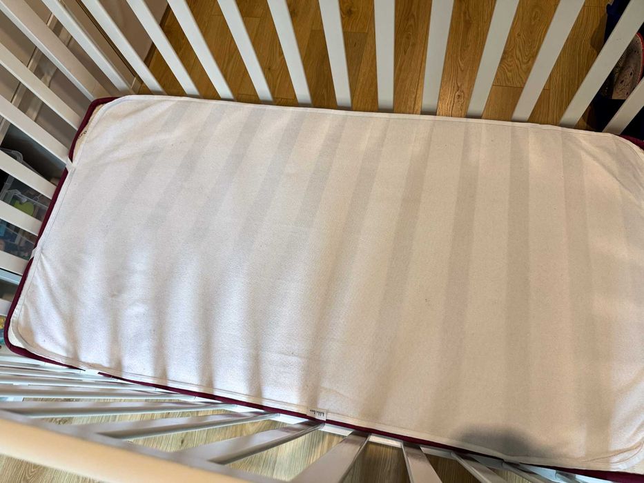 Дървено детско (бебешко) легло (0-3 год.)