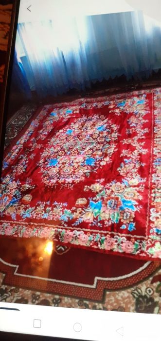 Альбанский  ковёр. Красивый  новый   подарочный  ковёр.