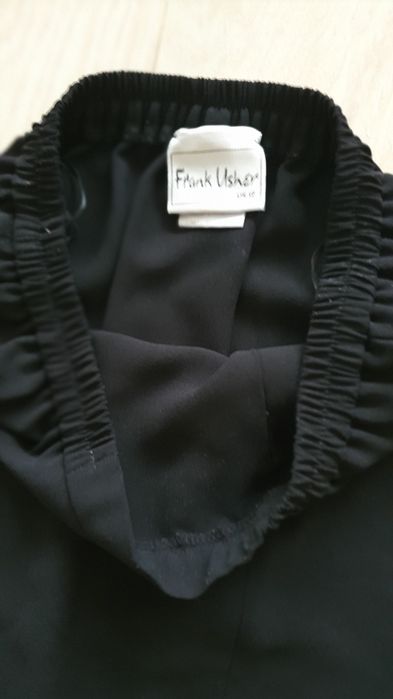 Дълга черна пола с цепка р. S/M