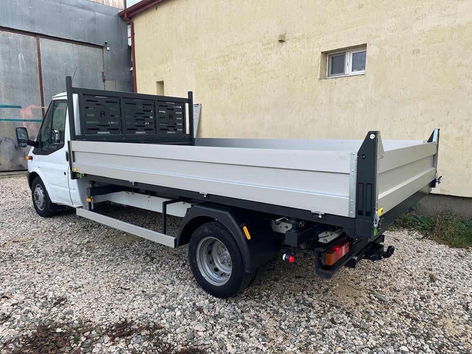 Vand Ford Transit basculabil carosat nou!