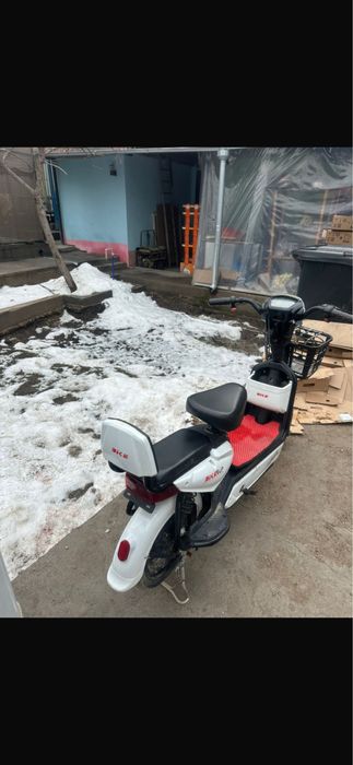 Срочно продам скутер бу