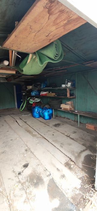 Продам металлический гараж